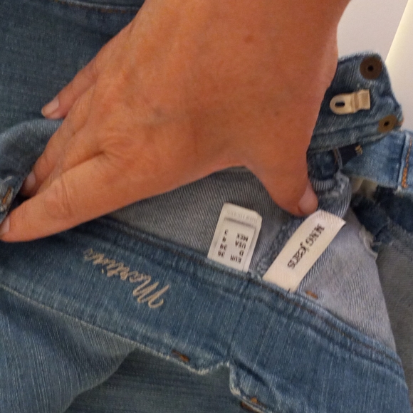MNG Mango Vintage Jeans,4, Martina, flare with a little whiskering, like new - Picture 2 of 5